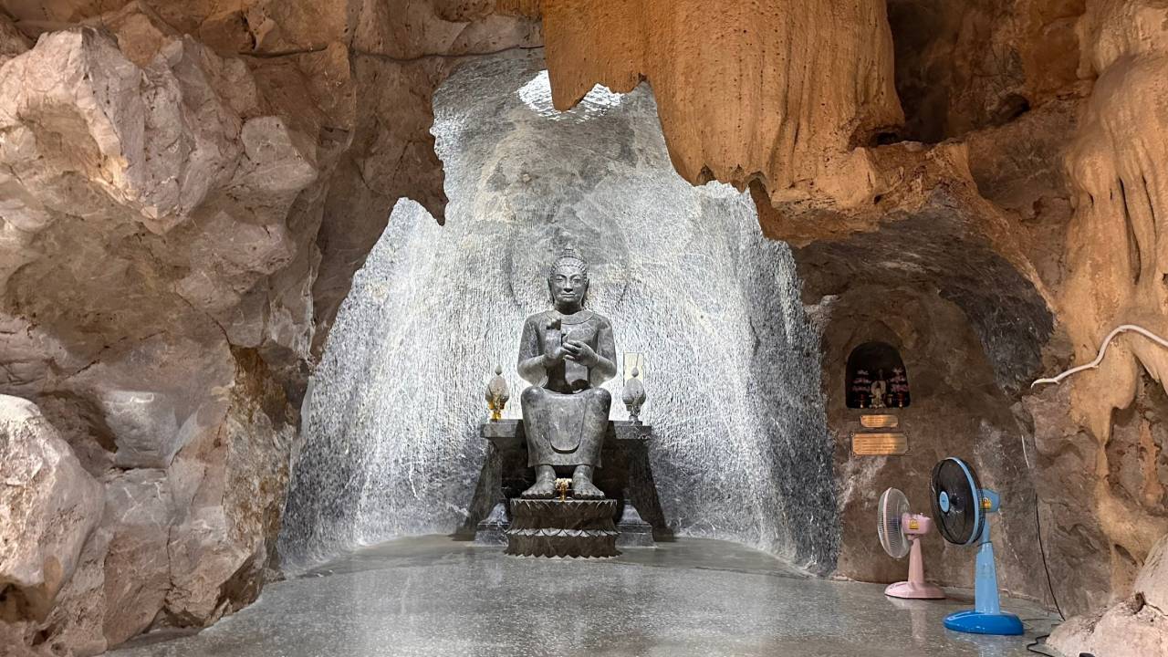 วัดป่าพุทธาราม (ถ้ำสติ) - Wat Pa Phuttharam (Tham Sati)